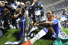 Football: la distinction du président de l'UEFA décernée à Didier Drogba
