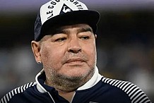 Décès de la légende argentine Diego Maradona