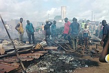 Une cinquantaine de magasins partent en fumée à Adjamé