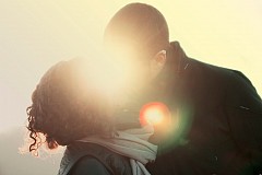 Comment passer un week-end romantique et coquin en couple ? Comment passer un week-end romantique et coquin en couple ?