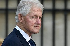 L’ancien président américain Bill Clinton hospitalisé pour une septicémie