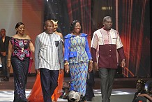 Trois ministres ivoiriens se prêtent au jeu du mannequin à un défilé de modes