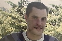 Stéphanie, 32 ans, jugée cette semaine pour avoir égorgé son compagnon Stéphanie, 32 ans, jugée cette semaine pour avoir égorgé son compagnon