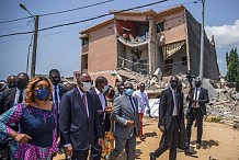 Le Premier ministre Patrick Achi sur les lieux d’un immeuble effondré à Angré, hier Les parents des victimes et les populations soulagés de la mobilisation du gouvernement
