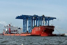 Port d'Abidjan : Côte d'Ivoire Terminal réceptionne six portiques de parcs pour le 2e terminal en construction