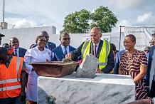 Lutte contre le cancer : le Premier Ministre Patrick Achi pose la première pierre du centre de nutrition en cancérologie du CNRAO