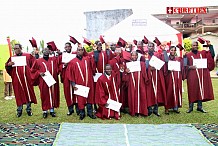 Cérémonie de graduation et d’ordination – Simone Ehivet Gbagbo, marraine de la 32ème promotion des pasteurs étudiants de LWBI, encourage ses filleuls à être des modèles de probité