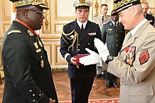Le Général Lassina Doumbia fait Commandeur de l’ordre de la Légion d’honneur française