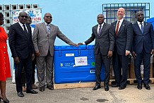 Les États-Unis offrent du matériel de vaccination à l'Etat ivoirien