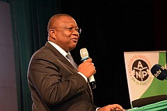 Semaine nationale de la presse : le ministre Amadou Coulibaly lance la deuxième édition