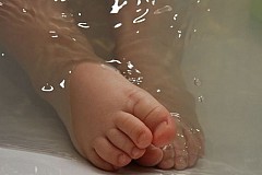 France : Un bébé de 6 mois meurt noyé dans son bain France : Un bébé de 6 mois meurt noyé dans son bain