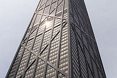 Miracle à Chicago: six personnes survivent à la chute de 84 étages de leur ascenseur Miracle à Chicago: six personnes survivent à la chute de 84 étages de leur ascenseur