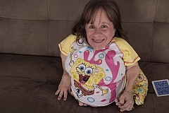 La plus petite maman du monde est décédée: Stacey, 71cm, laisse derrière elle trois enfants! (Photos) La plus petite maman du monde est décédée: Stacey, 71cm, laisse derrière elle trois enfants! (Photos)
