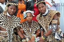 Afrique du Sud : des jumeaux épousent une même femme-Photos