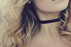 Russie: A 18 ans, elle met en vente sa virginité sur un site de petites annonces Russie: A 18 ans, elle met en vente sa virginité sur un site de petites annonces