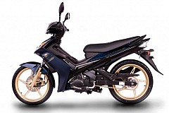 Le Pharmacien achète une moto à sa copine puis la fait voler car elle a refusé de devenir son épouse Le Pharmacien achète une moto à sa copine puis la fait voler car elle a refusé de devenir son épouse