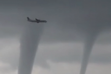 Russie: Malgré les tornades, un avion réussit son atterrissage à l'aéroport de Sotchi (vidéo)