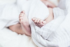 France : son bébé naît sans avant-bras, elle attaque son gynécologue en justice