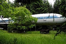 Il vit dans un Boeing au milieu de son jardin