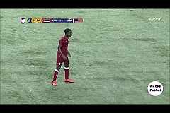 Il tente d'imiter un coup franc de CR7, le ballon sort du stade - vidéo Il tente d'imiter un coup franc de CR7, le ballon sort du stade - vidéo