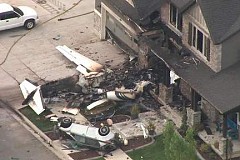 Un pilote se suicide en se crashant sur sa propre maison Un pilote se suicide en se crashant sur sa propre maison