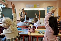 Un enfant de 9 ans abuse sexuellement de deux camarades de 7 ans Un enfant de 9 ans abuse sexuellement de deux camarades de 7 ans