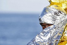 
Plusieurs morts retrouvés sur une embarcation transportant 167 migrants en Méditerranée
