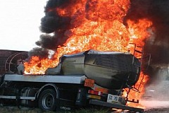 Sénégal: Il tente de souder une citerne bourrée d’essence et se tue Sénégal: Il tente de souder une citerne bourrée d’essence et se tue