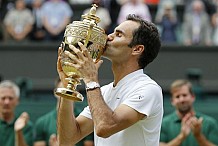 Tennis : Roger Federer remporte un huitième titre record à Wimbledon