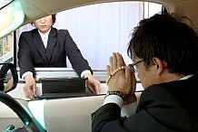 Japon: Assister à des funérailles sans quitter sa voiture