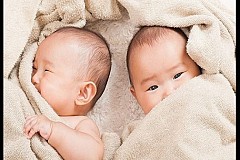 Chine: Une femme donne naissance à des jumeaux n’ayant pas le même père Chine: Une femme donne naissance à des jumeaux n’ayant pas le même père