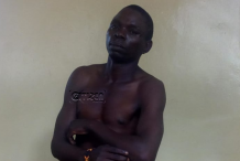Kenya: accusé d’avoir volé des vêtements, il se rend nu au tribunal 