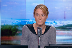La présidente des Policiers en colère se tire une balle dans la tête La présidente des Policiers en colère se tire une balle dans la tête