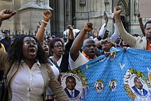 Des militants ivoiriens manifestent à Paris pour réclamer la libération de Gbagbo