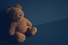 Il agresse sexuellement sa fille 626 fois et risque 12.000 ans de prison Il agresse sexuellement sa fille 626 fois et risque 12.000 ans de prison
