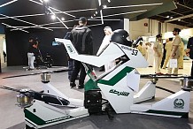 La police de Dubaï va se doter d'une moto volante et de policiers robots