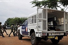 Dimbokro : des individus arrêtés avec des armes et des tenues militaires