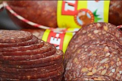 Bulgarie: Un député jugé pour extorsion de saucissons