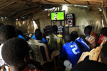 Qui, des Camerounais ou des Ivoiriens, regarde le plus la télé?