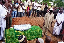 Burkina : Un défunt catéchiste enterré par erreur selon le rite mortuaire musulman