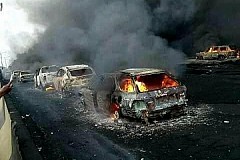 Nigeria : L'explosion d’un camion-citerne sur un pont fait au moins 9 morts Nigeria : L'explosion d’un camion-citerne sur un pont fait au moins 9 morts